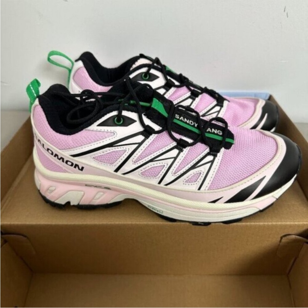 Salomon Women's Light Pink and Black Athletic Shoes